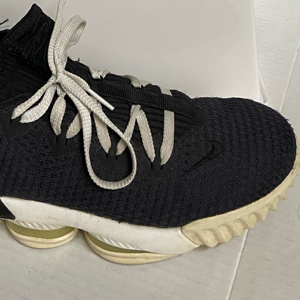 Nike Lebron James 16 Xvi Low "Black Python" Sneak… - image 3